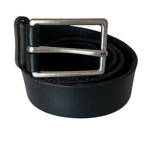 FRYE BLACK LEATHER SILVER BUCKLE BELT SIZE 36